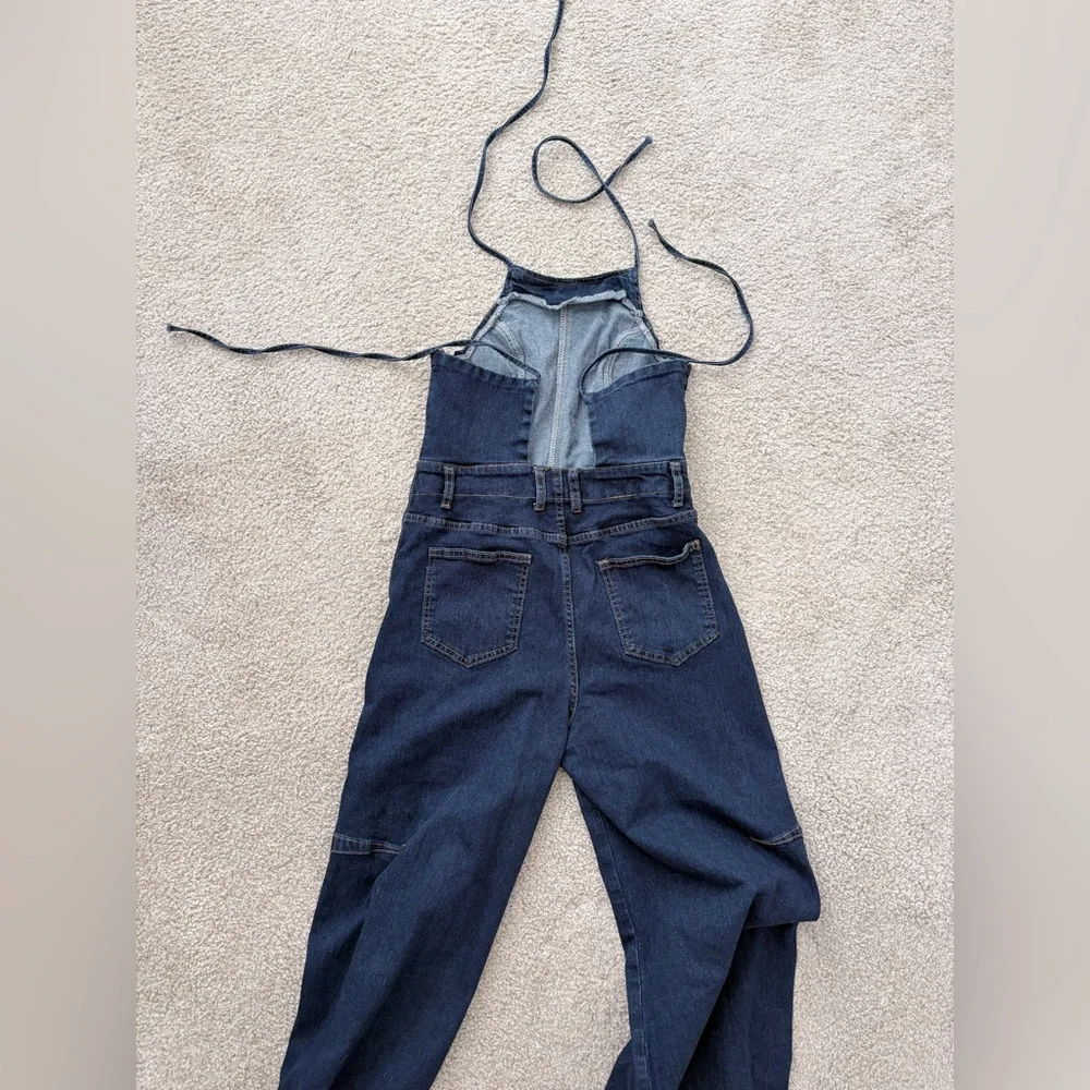 RARE Abercrombie & Fitch Dark Blue barrel-Leg Women's dark wash halter jumpsuit - Picture 7 of 7